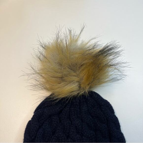 Starting Out Children’s Beanie, Navy Blue Cable Knit w/ Brown Faux Fur Pom, NWT! - Picture 3 of 3